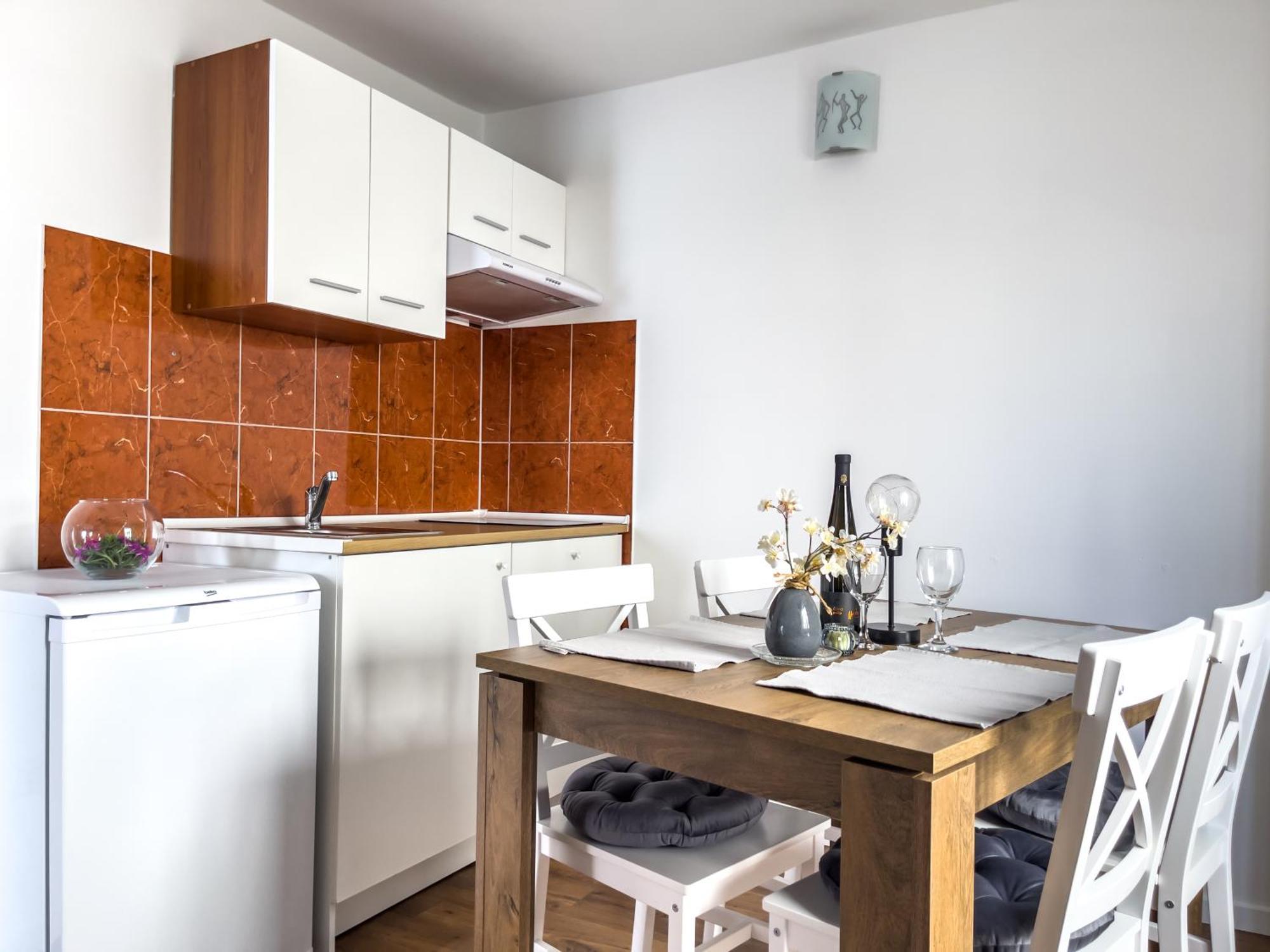 Apartments Goro Подстрана Экстерьер фото